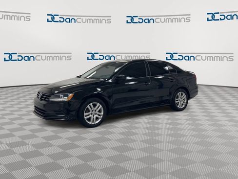 Used 2018 Volkswagen Jetta S w/ Cold Weather Package FWD image 4