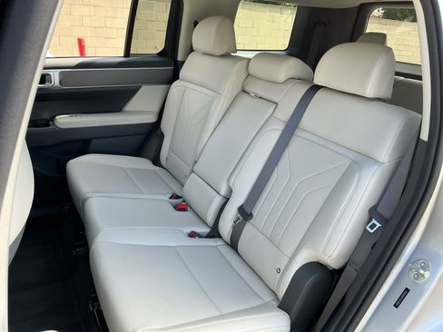 Used 2024 Hyundai Santa Fe SEL image 19