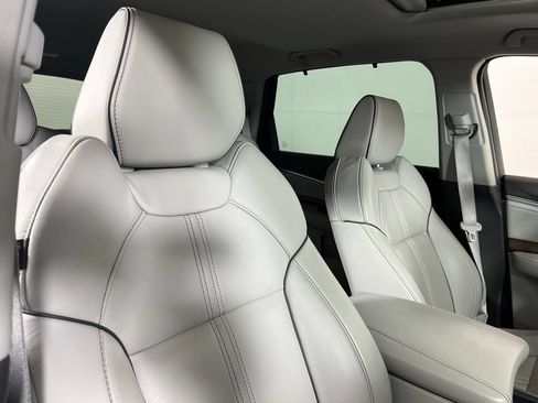Used 2020 Acura MDX SH-AWD w/ Advance Package image 12