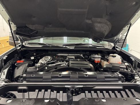 Used 2024 Chevrolet Silverado 3500 High Country w/ High Country Premium Package image 11