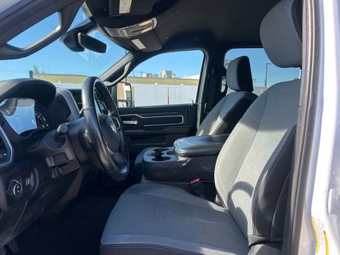 Used 2024 RAM 2500 Big Horn image 16