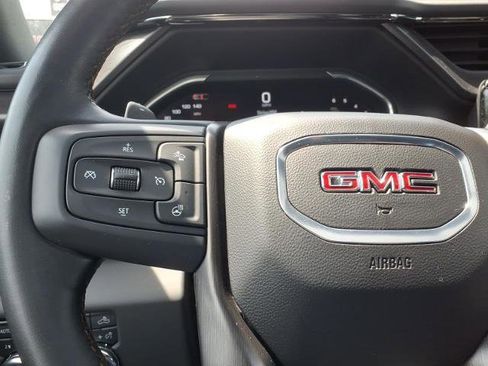 Used 2024 GMC Sierra 1500 AT4 w/ Technology Package AWD/4WD image 28
