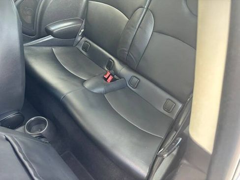 Used 2011 MINI Cooper Hardtop FWD image 8