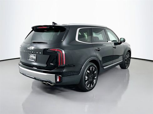 Used 2025 Kia Telluride SX Prestige image 11