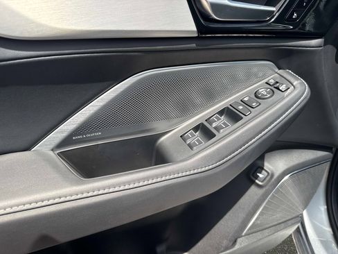 Used 2025 Acura MDX FWD w/ Technology Package image 17