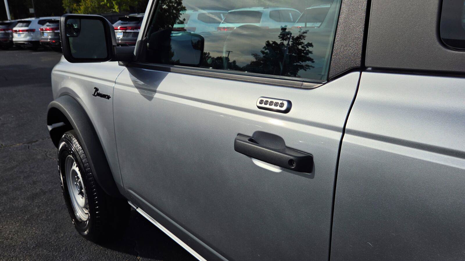 Used 2023 Ford Bronco 2-Door AWD/4WD image 19