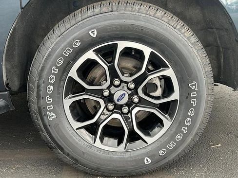 Used 2022 Ford Expedition Max XLT image 37