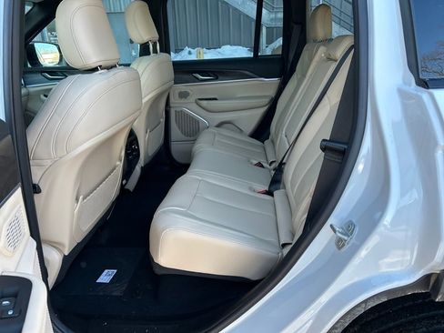 New 2026 Jeep Grand Cherokee Limited AWD/4WD image 26