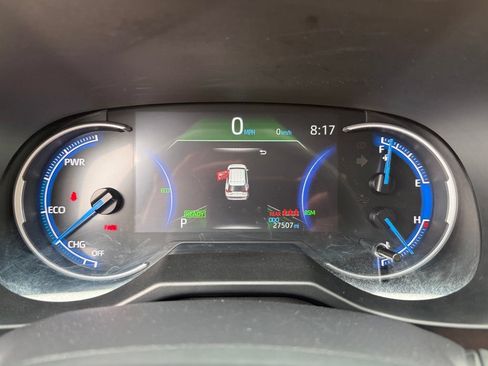 Certified 2025 Toyota RAV4 XLE AWD/4WD image 32