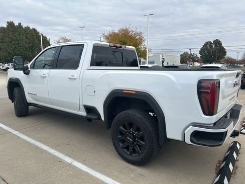 Used 2024 GMC Sierra 2500 AT4 w/ AT4 Premium Plus Package image 4