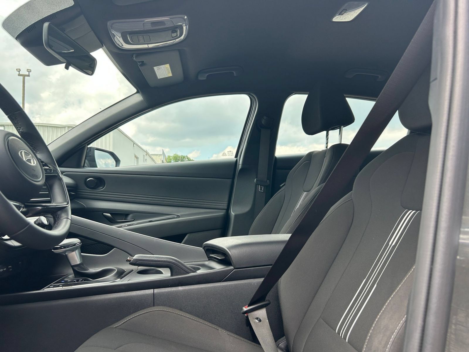 Used 2026 Hyundai Elantra Sport FWD image 21