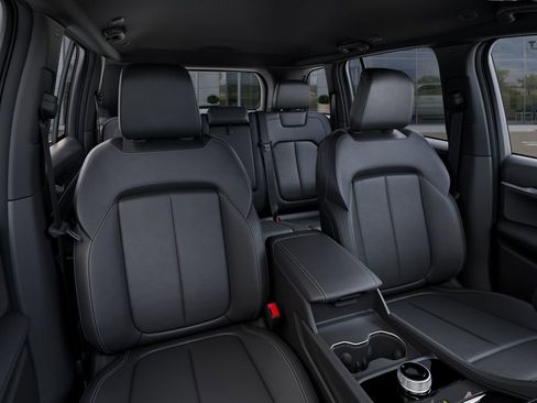 New 2026 Jeep Grand Cherokee Limited RWD image 16