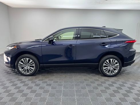 Used 2021 Toyota Venza Limited w/ Advanced Technology Package AWD/4WD image 17