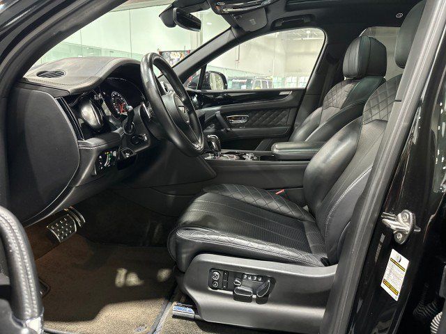 Used 2017 Bentley Bentayga AWD/4WD image 45