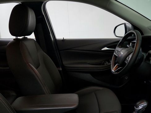 Used 2024 Buick Encore GX Preferred AWD/4WD image 24