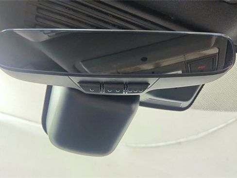 Used 2025 Jaguar F-PACE R-Dynamic S image 52