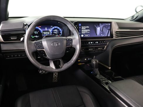 Used 2025 Toyota Camry XSE w/ Premium Plus Package FWD image 2