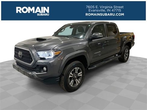 Used 2018 Toyota Tacoma TRD Sport image 1