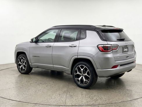Used 2025 Jeep Compass Limited AWD/4WD image 6
