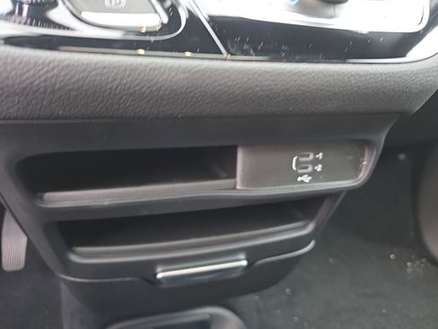 New 2026 Chrysler Pacifica Select image 9