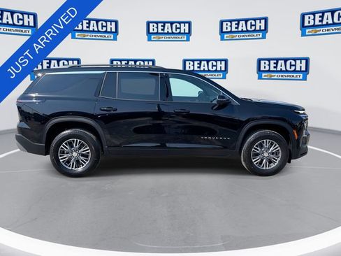 New 2026 Chevrolet Traverse LT w/ Driver Confidence Package FWD image 9