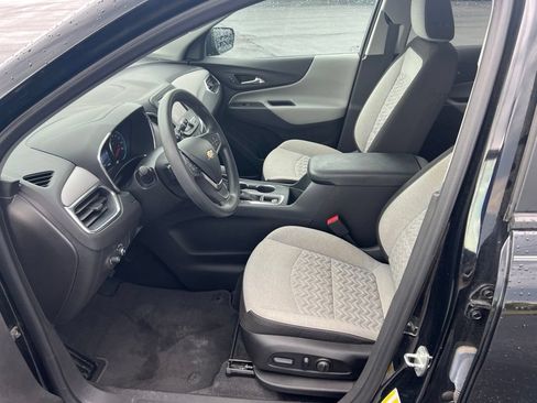 Used 2024 Chevrolet Equinox LS w/ LS Convenience Package FWD image 8