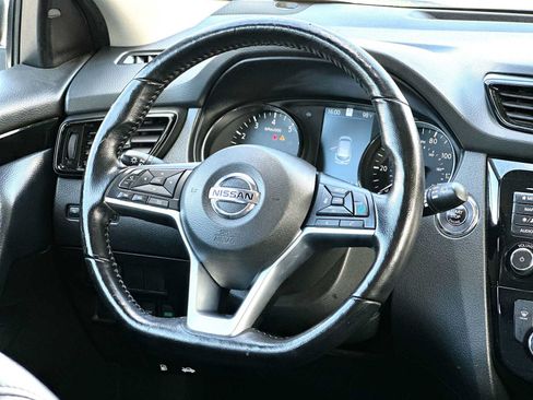 Used 2022 Nissan Rogue Sport SL AWD/4WD image 27