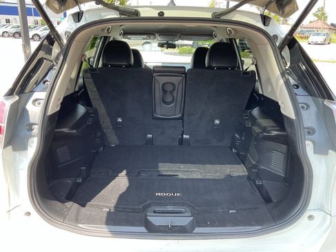 Used 2016 Nissan Rogue SL FWD image 30