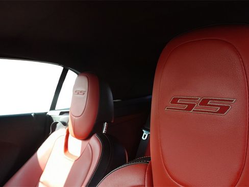 Used 2012 Chevrolet Camaro SS w/ RS Package image 29