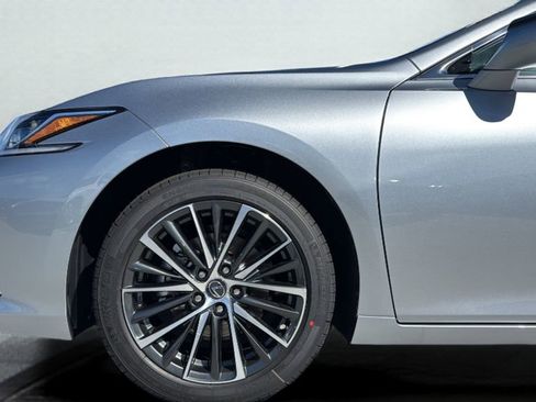 New 2025 Lexus ES 350 350 image 9