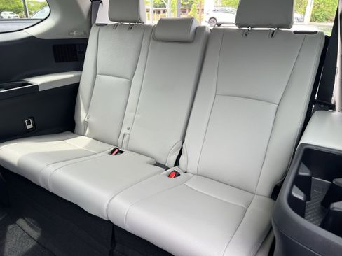 New 2026 Toyota Grand Highlander AWD image 20