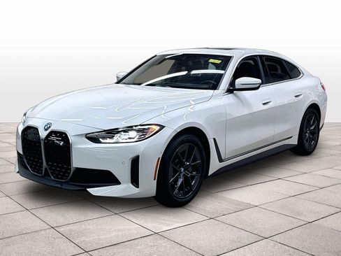 Used 2024 BMW i4 eDrive35 w/ Premium Package RWD image 1