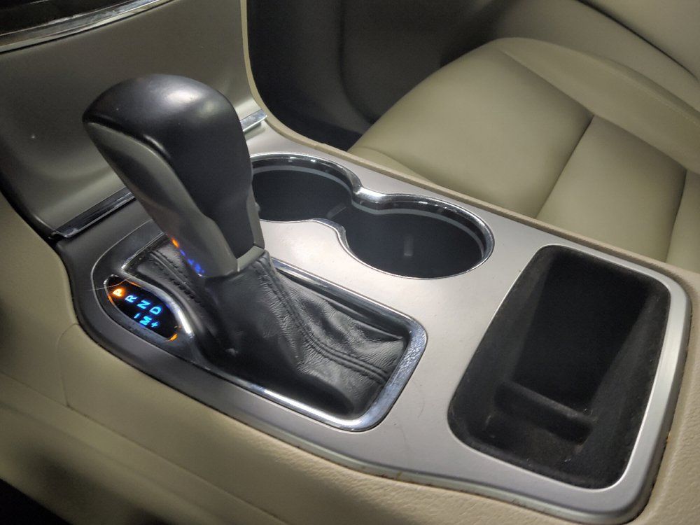 Used 2020 Jeep Grand Cherokee Limited w/ Premium Lighting Group RWD image 26