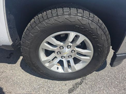 Used 2018 Chevrolet Silverado 1500 LT w/ All Star Edition RWD image 18
