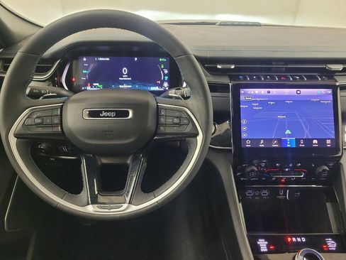 Used 2022 Jeep Grand Cherokee Trailhawk image 22