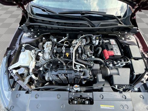 Used 2023 Nissan Altima 2.5 SV w/ SV Premium Package AWD/4WD image 18
