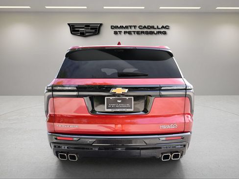 Used 2025 Chevrolet Traverse High Country w/ LPO, Floor Liner Package FWD image 4