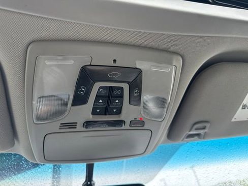 Used 2017 Toyota Sienna Limited AWD/4WD image 25