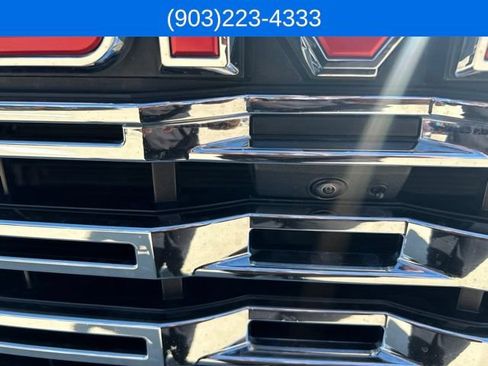 Used 2025 GMC Sierra 1500 Denali AWD/4WD image 4