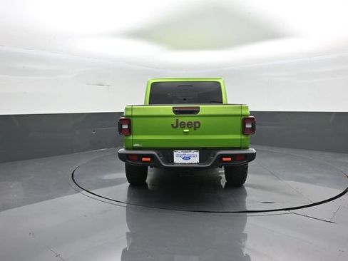 Used 2025 Jeep Gladiator Mojave w/ Convenience Group AWD/4WD image 6