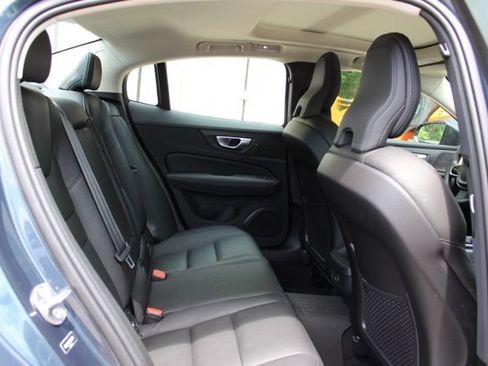 Certified 2024 Volvo S60 B5 Plus w/ Climate Package AWD/4WD image 19