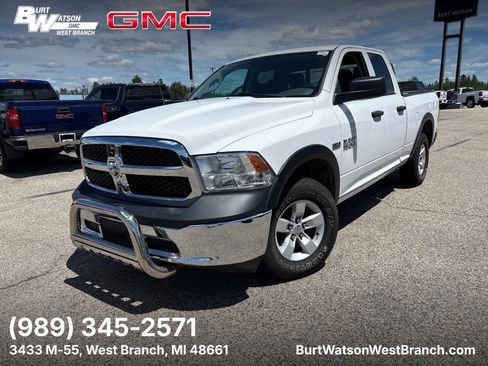 Used 2018 RAM 1500 ST w/ SXT Appearance Group AWD/4WD image 1