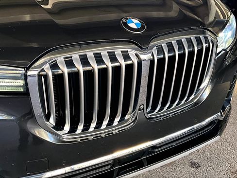 Used 2019 BMW X7 xDrive50i w/ Premium Package image 29