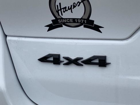 New 2025 Jeep Grand Cherokee Limited w/ Black Appearance Package image 5