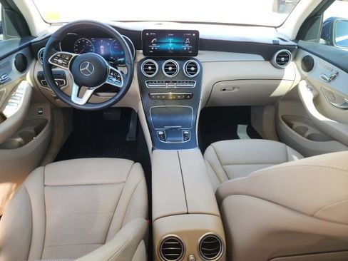 Used 2021 Mercedes-Benz GLC 300 4MATIC image 19