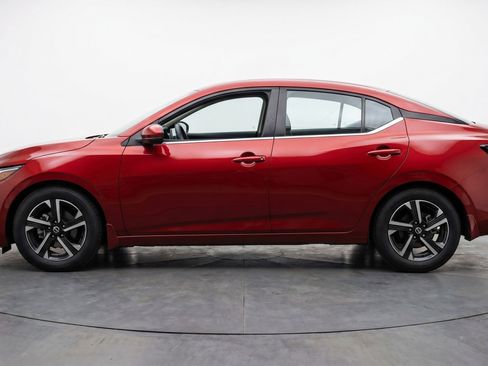 Used 2024 Nissan Sentra SV image 5