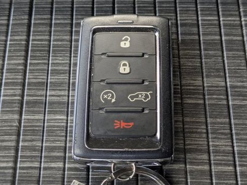Used 2022 Jeep Wagoneer Series III w/ Premium Group I RWD image 43