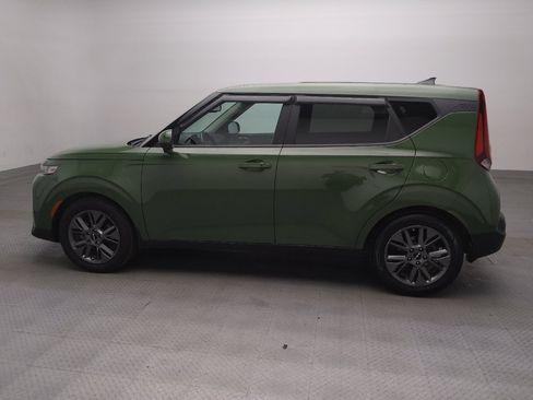 Used 2022 Kia Soul EX FWD image 3