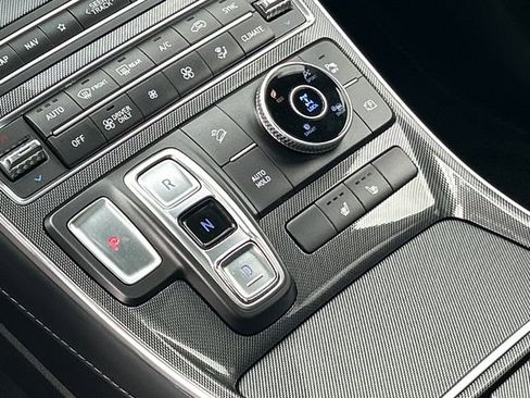 Used 2023 Hyundai Santa Fe SEL Premium image 25