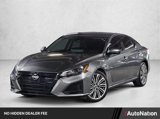 Used 2023 Nissan Altima 2.5 SL FWD video 1
